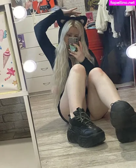 Electro Alice OnlyFans Thumbnail #QT6jXvYkfP