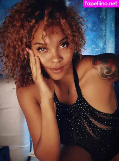 Elektra Kay OnlyFans Thumbnail #krxNKzCOfr