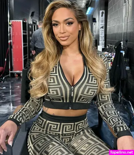Elektra Lopez OnlyFans Thumbnail #Dwf20GkjuU