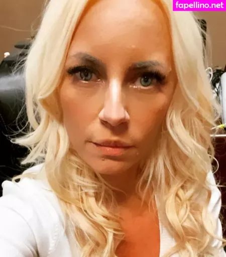 Elektra Smith OnlyFans Thumbnail #7d7hwftN3W