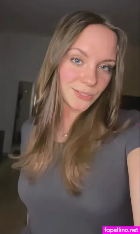 Elektrikerin Sara OnlyFans Thumbnail #CSfXKiDh43