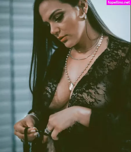 Elen Specht OnlyFans Thumbnail #BCkDiBsnps