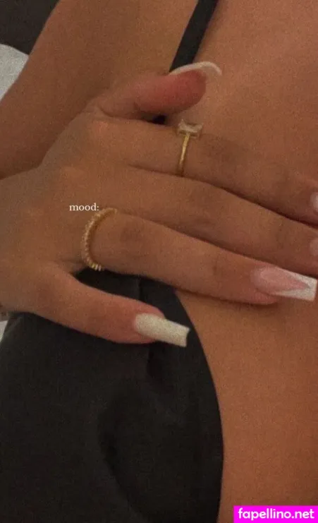 Elena 1 Main Profile Photo