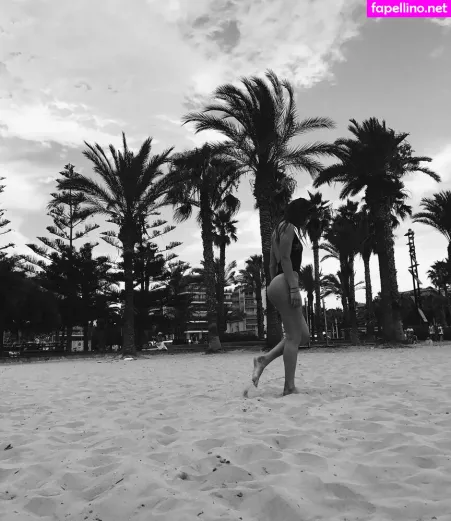 Elena Berri OnlyFans Thumbnail #u83PCy6R0w