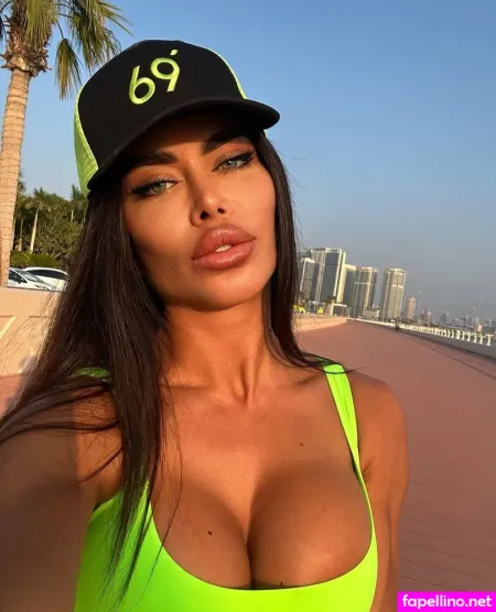 Elena Buttyb 1 OnlyFans Thumbnail #0qSkC1ZrSB