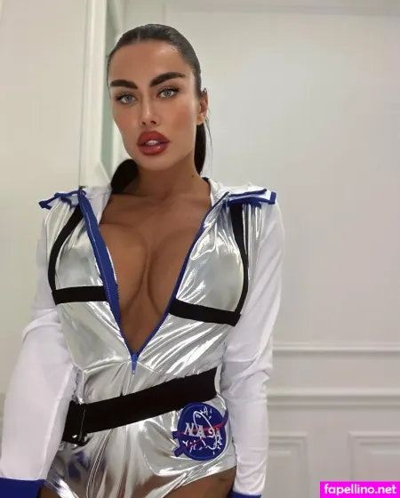 Elena Buttyb 1 OnlyFans Thumbnail #2QG4f5Hxjg