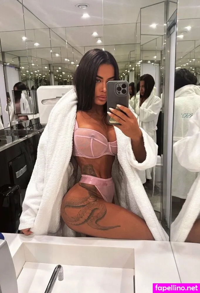 elena_buttyb Nude Leaked OnlyFans Photo #9l1PpnbBof