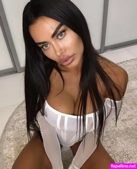 Elena Buttyb 1 OnlyFans Thumbnail #aMZmOxFy9l
