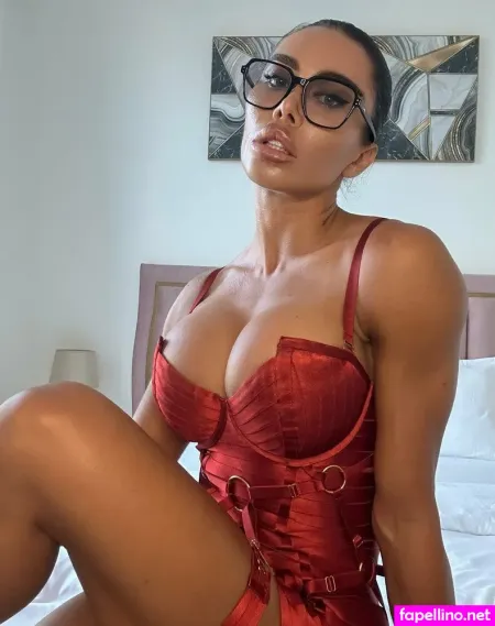 Elena Buttyb 1 OnlyFans Thumbnail #vRsIpF24l8