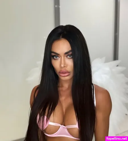 Elena Buttyb 1 OnlyFans Thumbnail #yMPosrkwXl