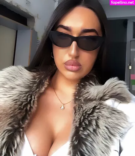 Elena Dat OnlyFans Thumbnail #YBkh1OjRm6