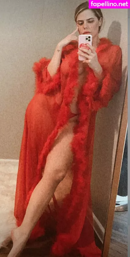 Elena Davies OnlyFans Thumbnail #CWxafdbU8H