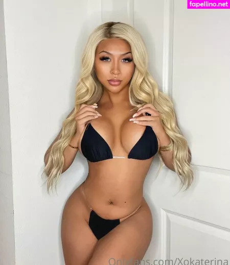 Elena Genevinne OnlyFans Thumbnail #eh3Z6BwfJI