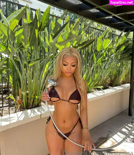 Elena Genevinne OnlyFans Thumbnail #i9Mmv5L0oo