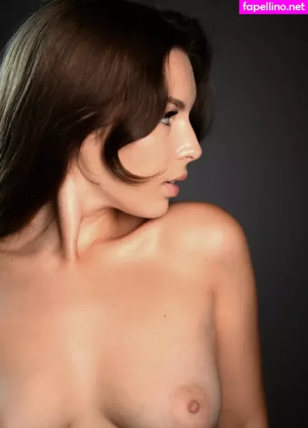 Elena Grankina OnlyFans Thumbnail #peQI0ZzHlu