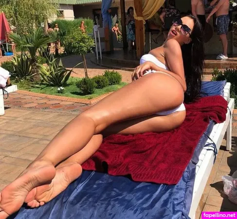Elena Ibraginova OnlyFans Thumbnail #PAY14CctKj