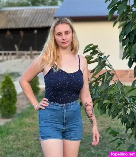 Elena Ilie OnlyFans Thumbnail #RufiC6mObJ