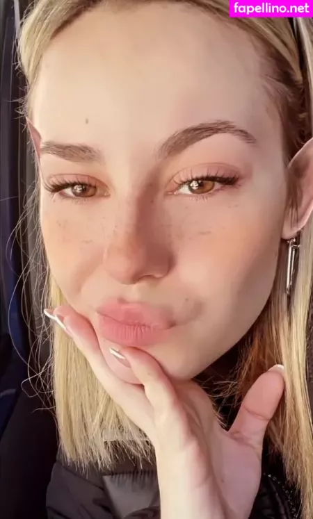 Elena Lagou OnlyFans Thumbnail #zHjt9uiTt7