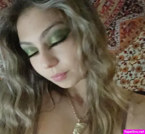 Elena Lukin OnlyFans Thumbnail #TnjEVdv4qn