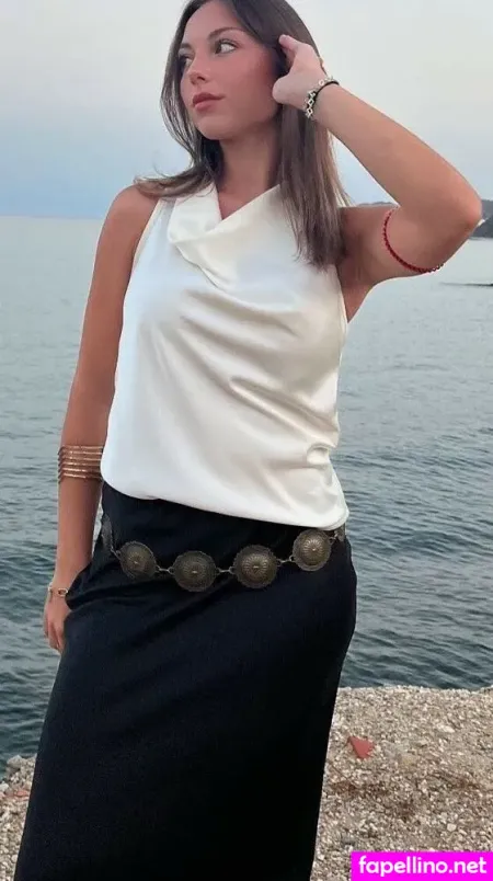 Elena Moya Main Profile Photo