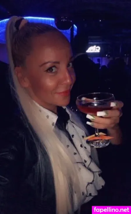 Elena Mue OnlyFans Thumbnail #lL2vn7oKKj