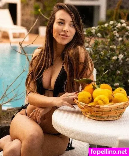 Elena Nicol Pasqualotti OnlyFans Thumbnail #m3hHoCcjaF