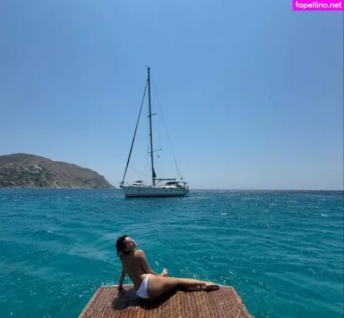 Elena Ora OnlyFans Thumbnail #FzPtjwLog3