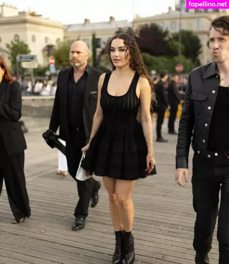 Elena Ora OnlyFans Thumbnail #h8IJAMqKBw