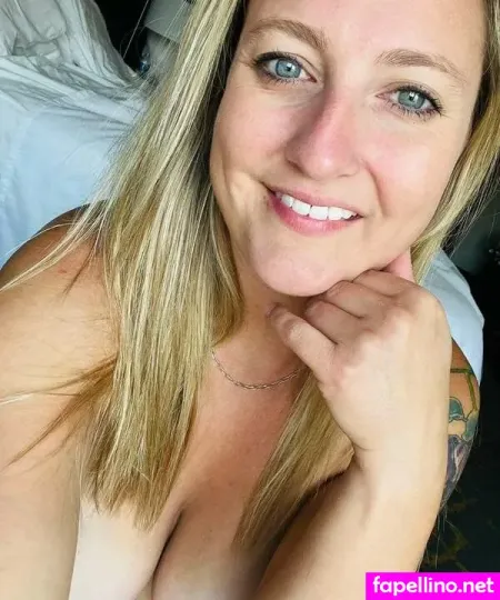 Elena Pears OnlyFans Thumbnail #JPPA1gB0rq