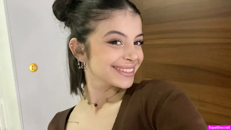 Elena Petrin OnlyFans Thumbnail #UgTRmvhBKx