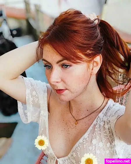 Elena Rose Burri OnlyFans Thumbnail #lzCELlITfK