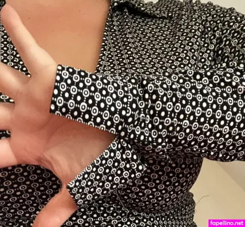 Elena Sophia Nicolosi OnlyFans Thumbnail #6mjiYj9HuS