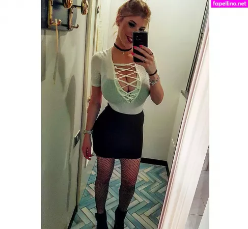 Elena Sottana OnlyFans Thumbnail #9XmKRQv9Ly