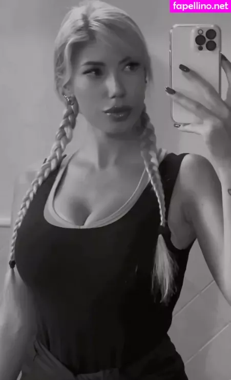 Elena Sottana OnlyFans Thumbnail #YKPzYcTBLK