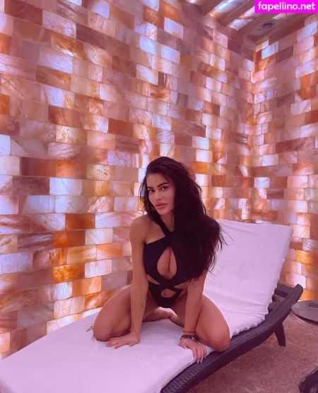 Elena The Beautiful OnlyFans Thumbnail #l0HfWQU6hv