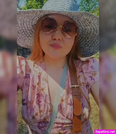 Elena Velvet25 OnlyFans Thumbnail #8IJhr8BdUu
