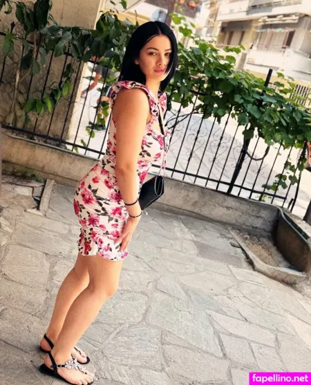 Elenadaniela98 OnlyFans Thumbnail #SZ3zuCjOPl