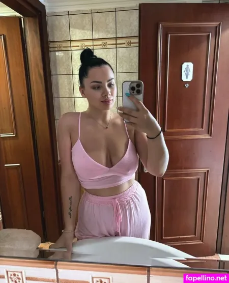 Elenadaniela98 OnlyFans Thumbnail #ymJSxmqhjv