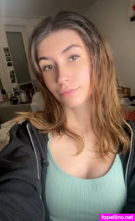 Elenafee OnlyFans Thumbnail #Ov99gnu5he