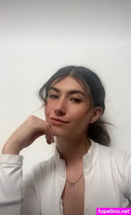 Elenafee OnlyFans Thumbnail #c6dTg0CMcr