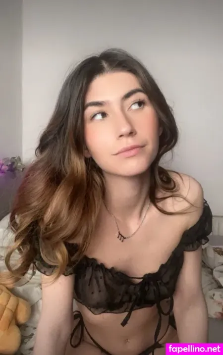 Elenafee OnlyFans Thumbnail #oJK9PoxnKE