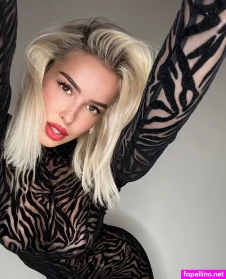 Elenakamperi 4 OnlyFans Thumbnail #RaWeOazgv6