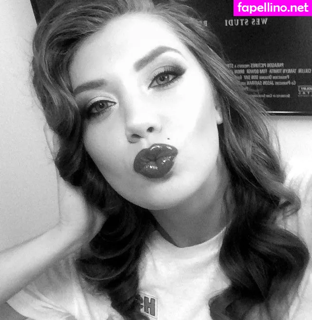elenakoshkaxoxo Nude Leaked OnlyFans Photo #MWX2L8y0Ai