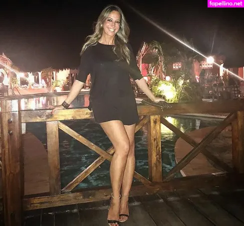 Elenamici OnlyFans Thumbnail #RXbbbcKpnt