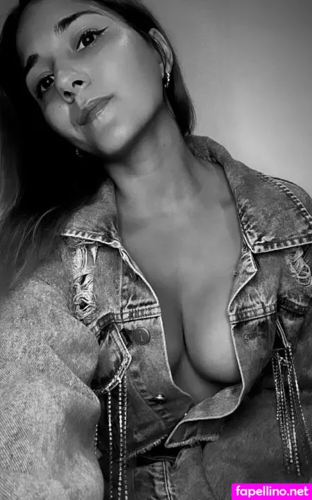 Elenamour OnlyFans Thumbnail #twpnEjIt56