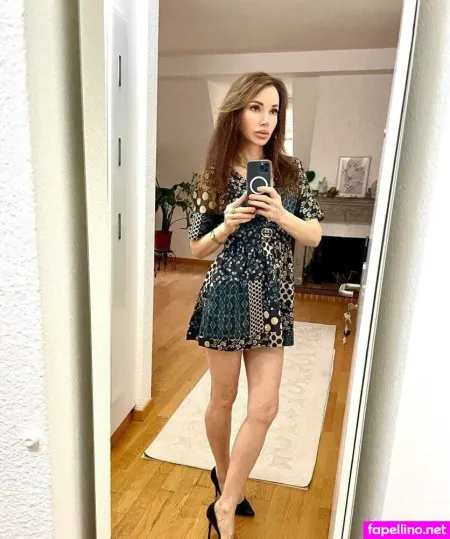 Elenaroseyourewife OnlyFans Thumbnail #6S8u6vGSdT