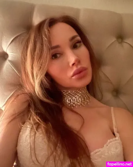 Elenaroseyourewife OnlyFans Thumbnail #TGhFiO1ftK