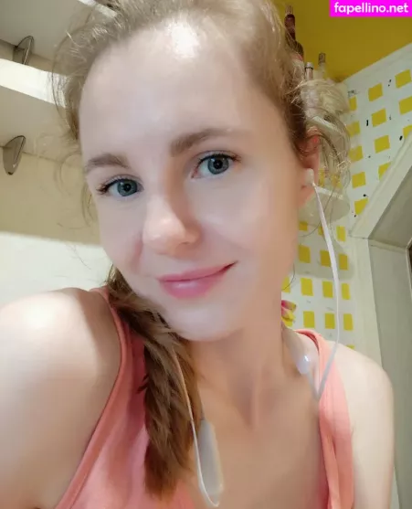 Elenaross OnlyFans Thumbnail #9haES49vD6