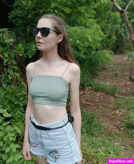 Elenarossfree OnlyFans Thumbnail #C1TJupWf5a