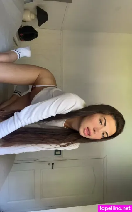 Elenayumi OnlyFans Thumbnail #sYFKwFlzsY